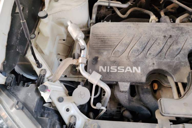 Used Nissan X-Trail 2019 2.0L CVT Comfort Edition 2WD Engine Bay Right