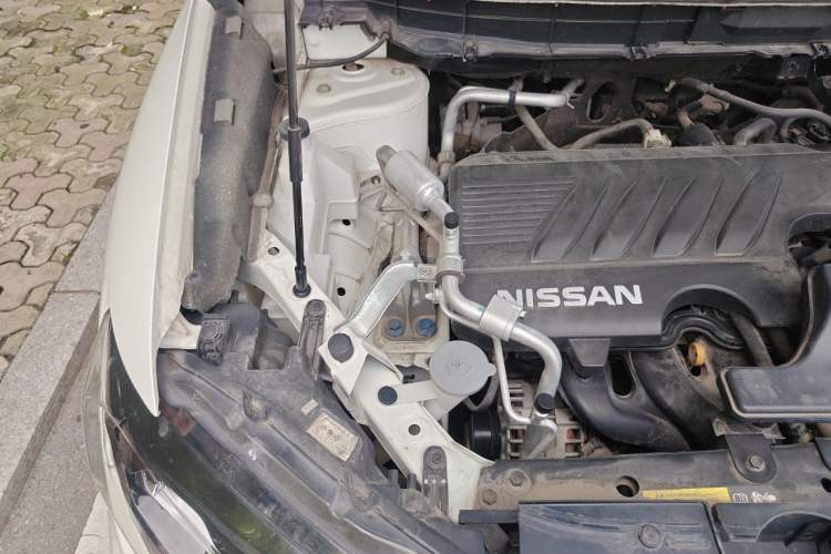 Used Nissan X-Trail 2019 2.0L CVT Smart Connect Comfort Edition 2WD Engine Bay Right