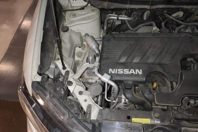 Used Nissan X-Trail 2019 2.0L CVT Smart Connect Comfort Edition 2WD Engine Bay Right