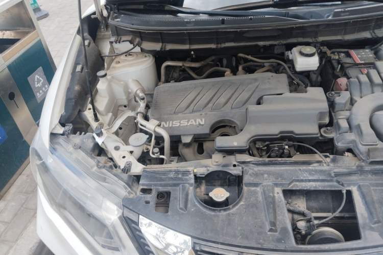 Used Nissan X-Trail 2019 2.0L CVT Comfort Edition 2WD Engine Bay Right
