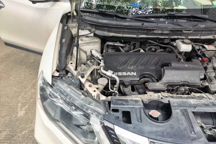 Used Nissan X-Trail 2019 2.0L CVT Smart Connect Comfort Edition 2WD Engine Bay Right