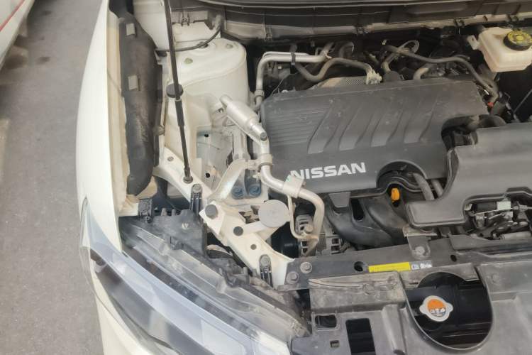 Used Nissan X-Trail 2019 2.0L CVT Smart Connect Comfort Edition 2WD Engine Bay Right