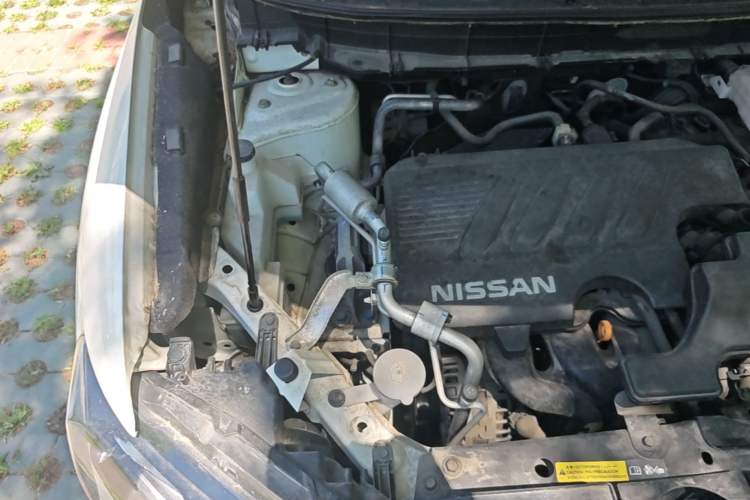 Used Nissan X-Trail 2019 2.0L CVT Comfort Edition 2WD Engine Bay Right