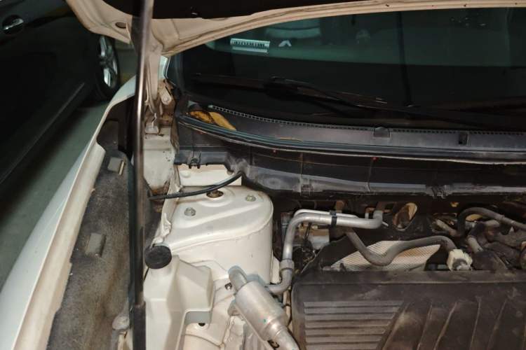 Used Nissan X-Trail 2019 2.0L CVT Smart Connect Comfort Edition 2WD Engine Bay Right