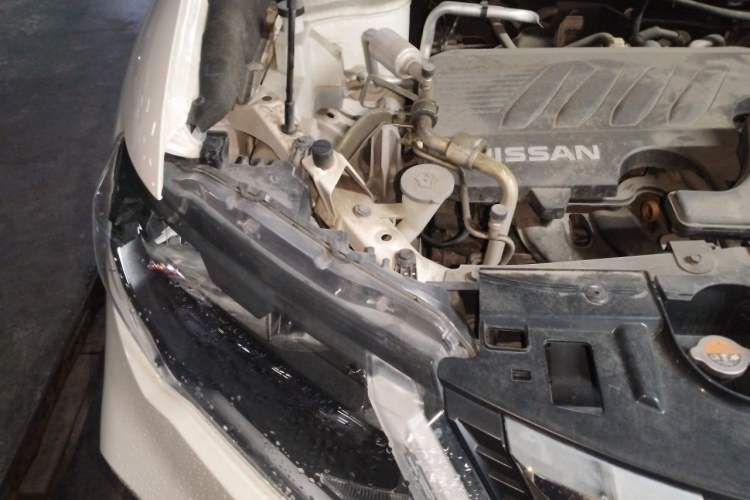 Used Nissan X-Trail 2019 2.0L CVT Smart Connect Comfort Edition 2WD Engine Bay Right