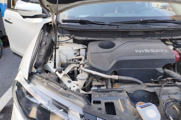 Used Nissan X-Trail 2019 2.5L CVT Smart Connect Luxury Edition 4WD Engine Bay Right