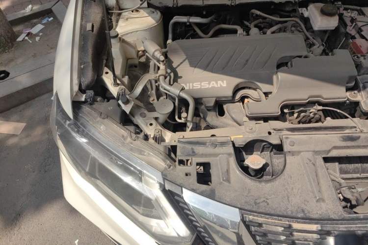 Used Nissan X-Trail 2019 2.0L CVT Smart Connect Comfort Edition 2WD Engine Bay Right