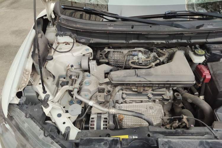 Used Nissan X-Trail 2019 2.5L CVT SmartConnect 7-Seater Leading Edition 4WD Engine Bay Right