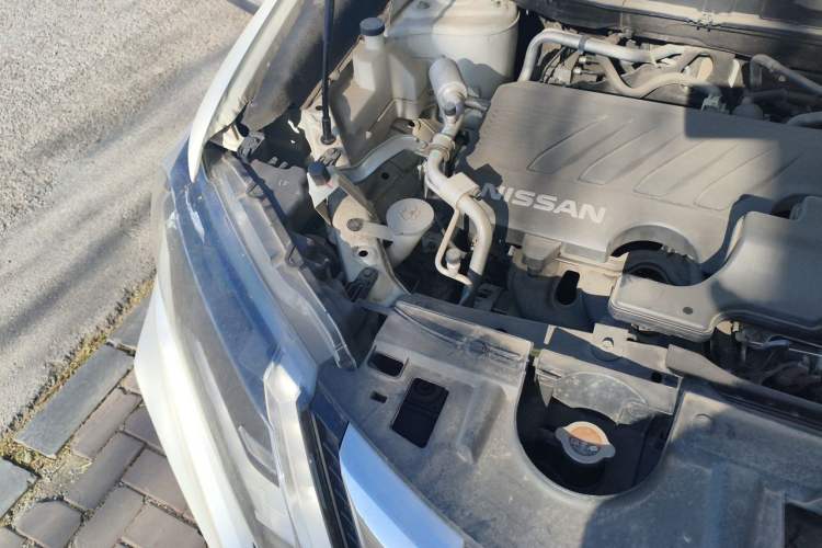 Used Nissan X-Trail 2019 2.0L CVT Smart Connect Comfort Edition 2WD Engine Bay Right