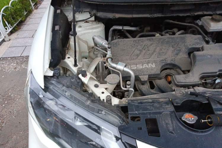 Used Nissan X-Trail 2019 2.0L CVT Smart Connect Comfort Edition 2WD Engine Bay Right