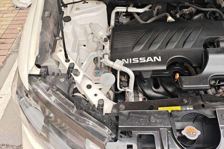 Used Nissan X-Trail 2019 2.0L CVT Smart Connect Comfort Edition 2WD Engine Bay Right