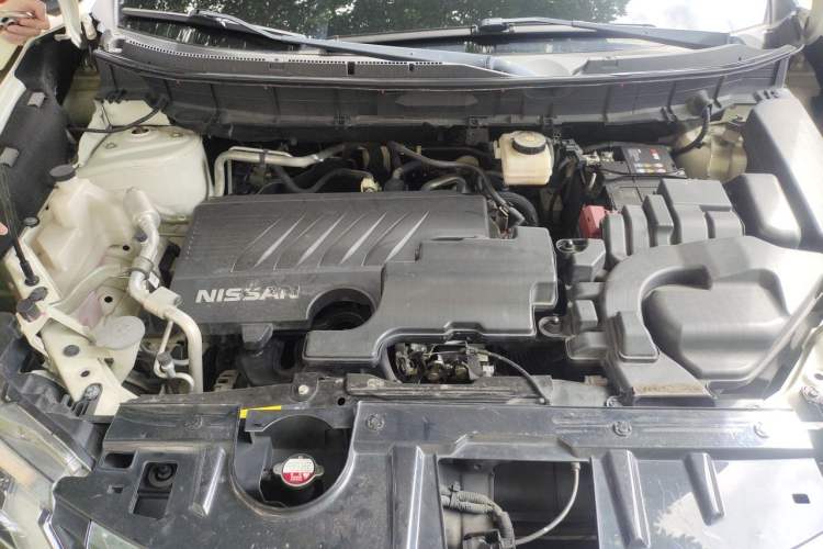 Used Nissan X-Trail 2019 2.0L CVT Comfort Edition 2WD Engine Bay