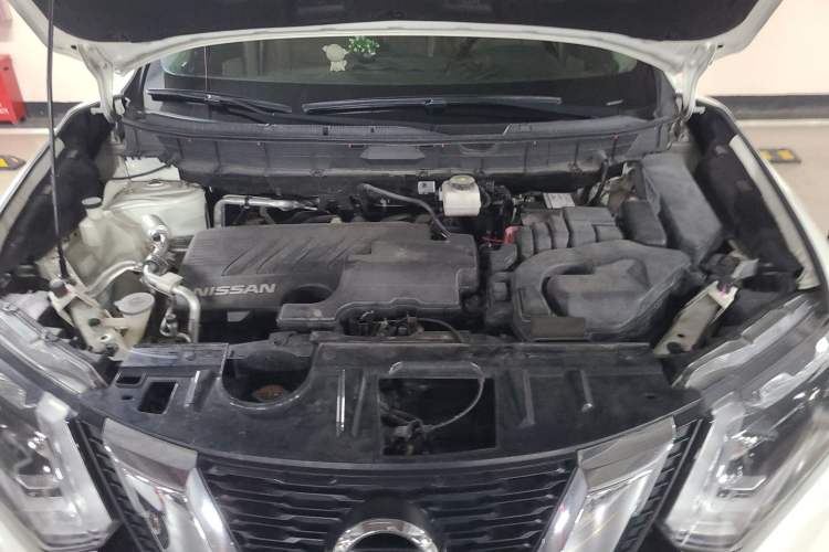 Used Nissan X-Trail 2019 2.0L CVT Comfort Edition 2WD Engine Bay