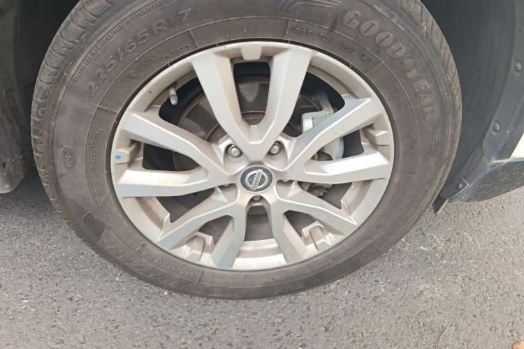 Used Nissan X-Trail 2019 2.0L CVT Smart Connect Comfort Edition 2WD Exterior 1