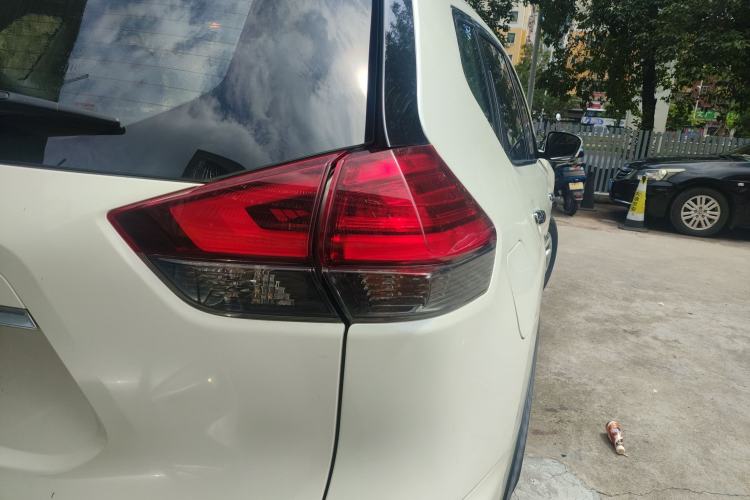 Used Nissan X-Trail 2019 2.0L CVT Smart Connect Comfort Edition 2WD Exterior 2