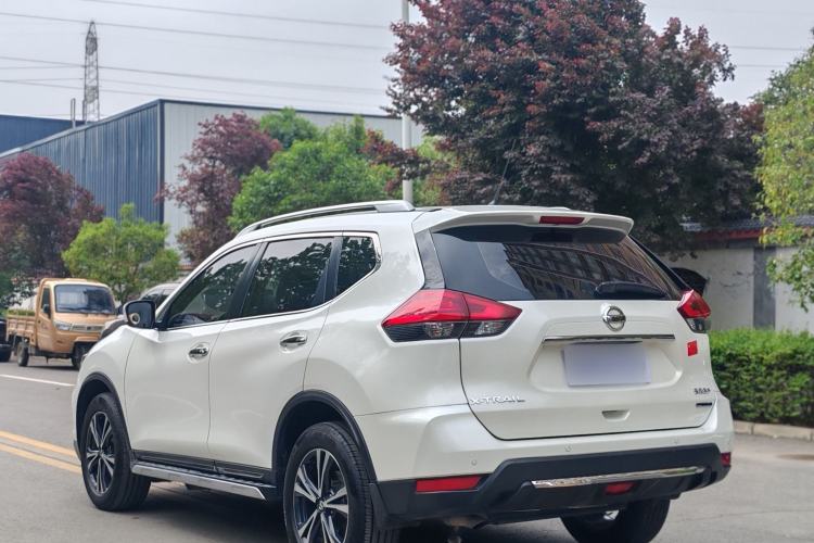 Used Nissan X-Trail 2019 2.5L CVT Smart Connect Leading Edition 4WD Exterior 3