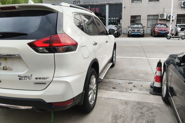 Used Nissan X-Trail 2019 2.0L CVT Comfort Edition 2WD Exterior 3