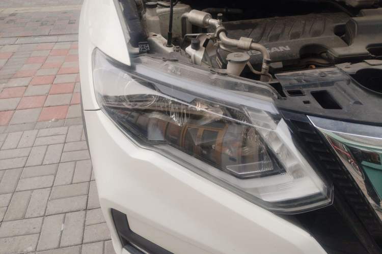 Used Nissan X-Trail 2019 2.0L CVT Smart Connect Comfort Edition 2WD Exterior 3