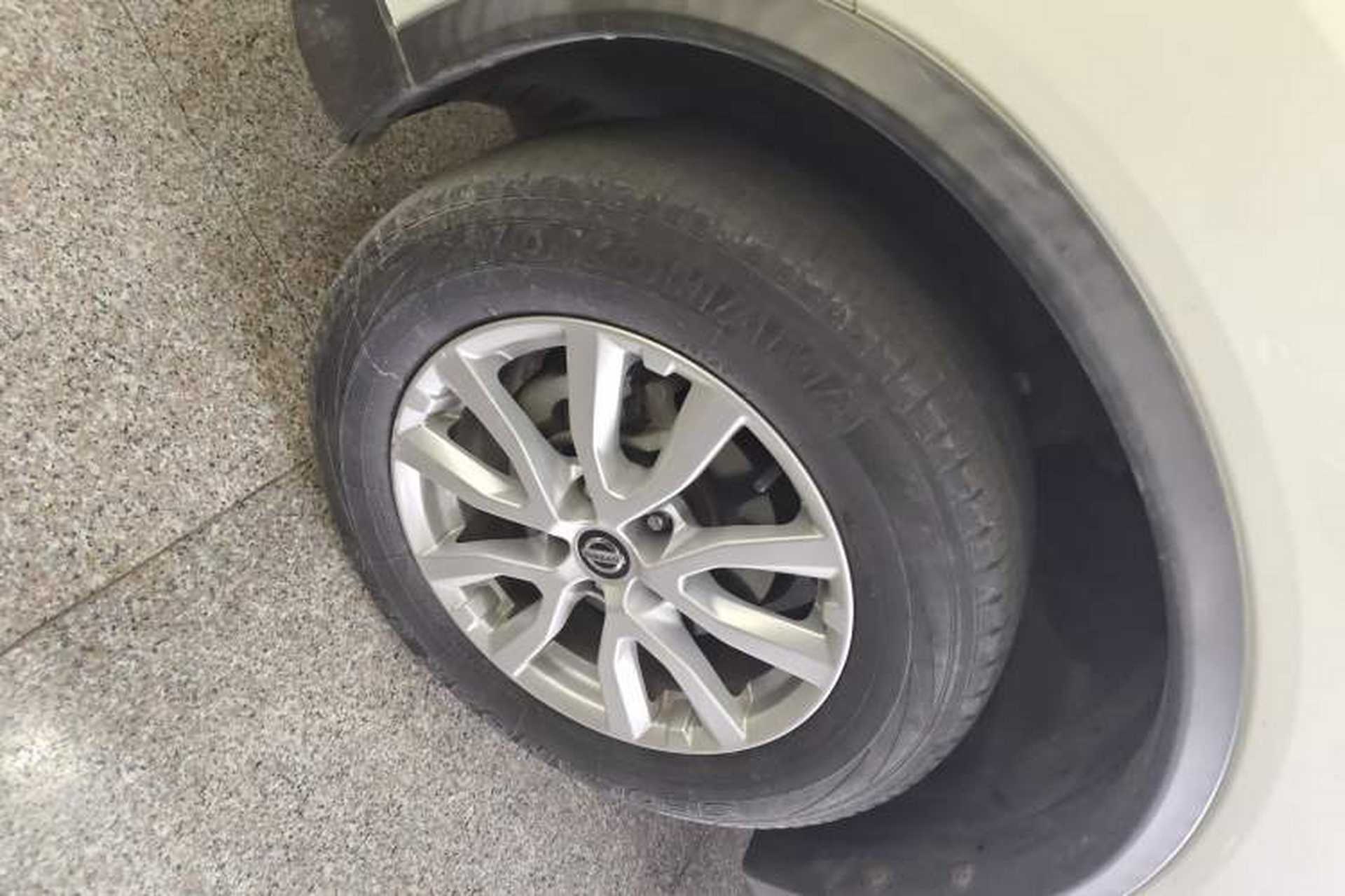 Used Nissan X-Trail 2019 2.0L CVT Smart Connect Comfort Edition 2WD Exterior 3