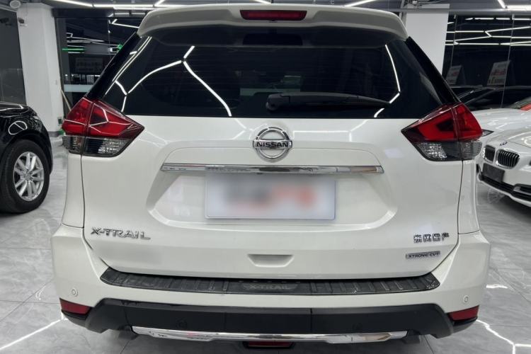 Used Nissan X-Trail 2019 2.5L CVT Smart Connect Luxury Edition 4WD Exterior 3