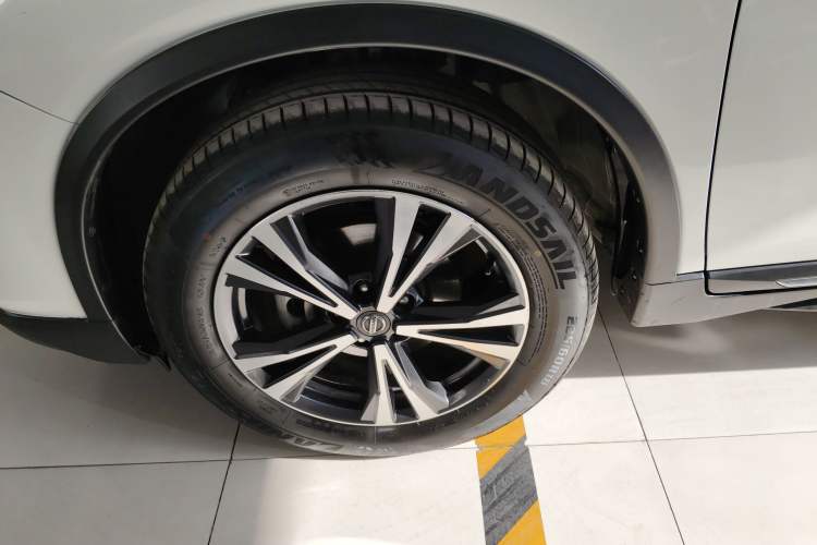 Used Nissan X-Trail 2019 2.5L CVT Smart Connect Luxury Edition 4WD Exterior 4