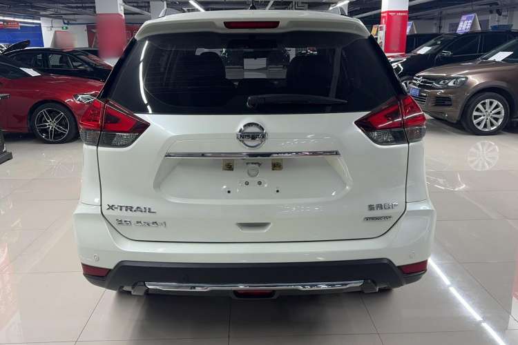 Used Nissan X-Trail 2019 2.5L CVT Smart Connect Luxury Edition 4WD Exterior 4