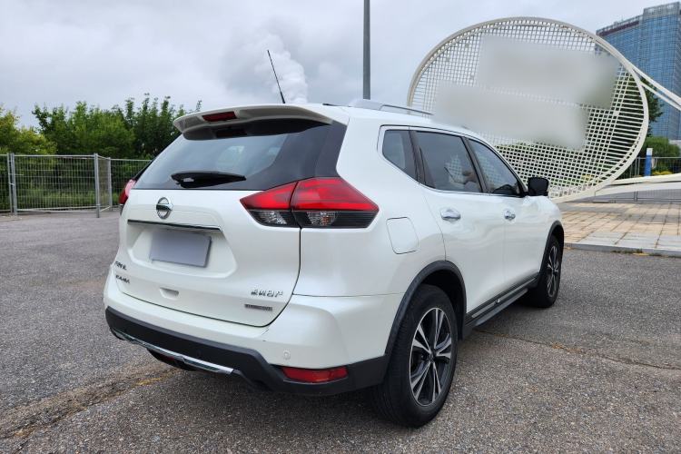 Used Nissan X-Trail 2019 2.5L CVT Smart Connect Luxury Edition 4WD Exterior 4
