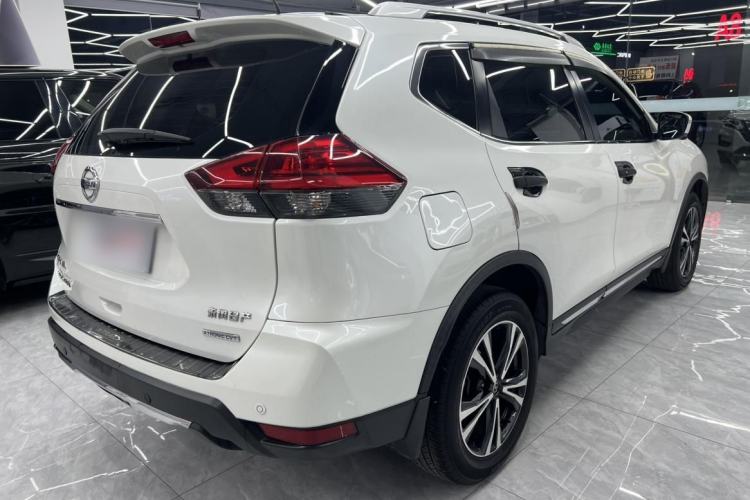 Used Nissan X-Trail 2019 2.5L CVT Smart Connect Luxury Edition 4WD Exterior 4