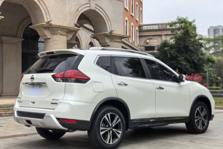 Used Nissan X-Trail 2019 2.5L CVT Smart Connect Leading Edition 4WD Exterior 5