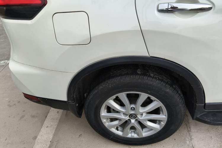Used Nissan X-Trail 2019 2.0L CVT Comfort Edition 2WD Exterior 5