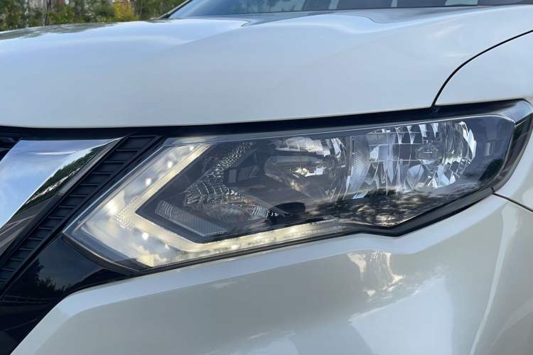 Used Nissan X-Trail 2019 2.0L CVT Smart Connect Comfort Edition 2WD Exterior 6