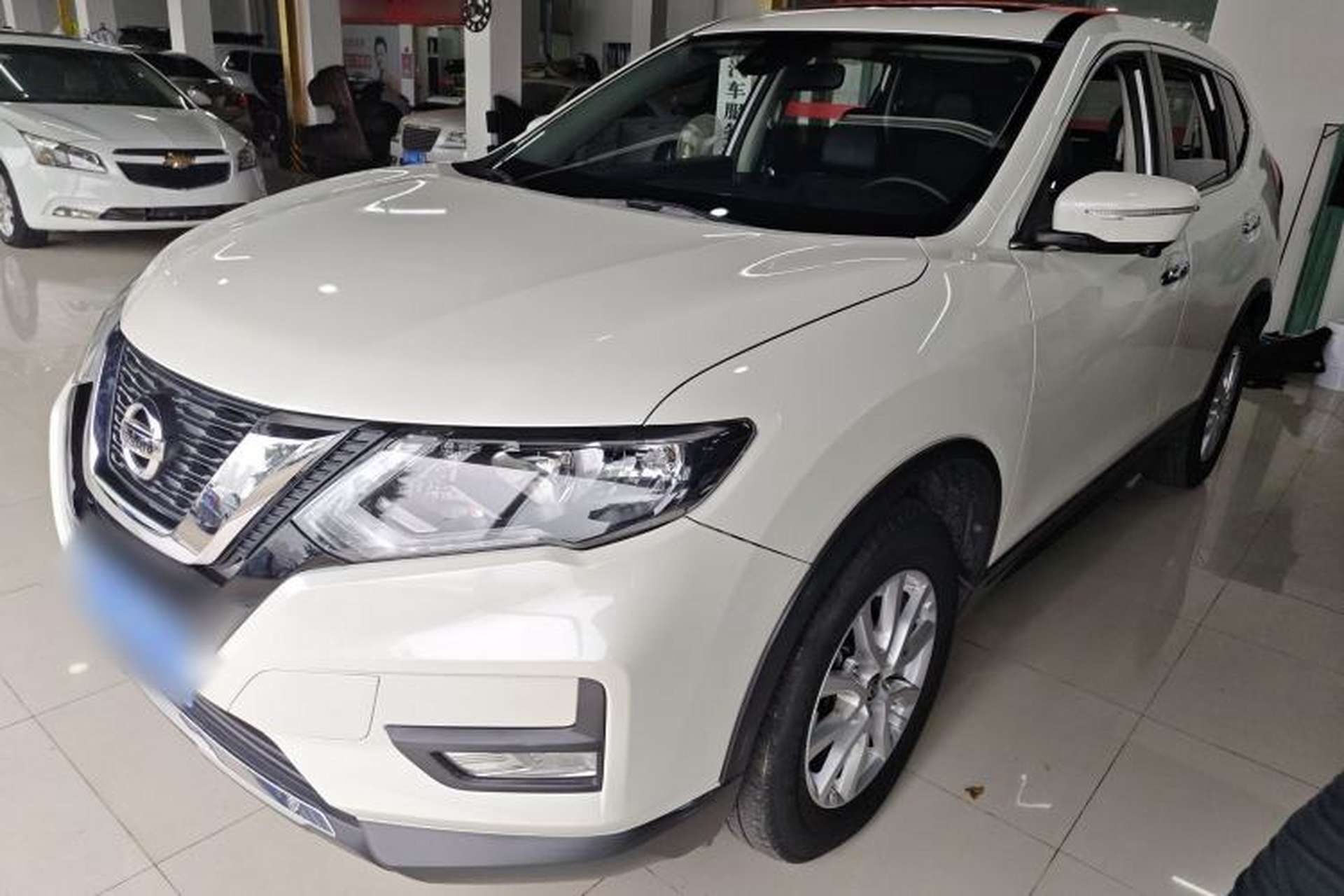 Used Nissan X-Trail 2019 2.0L CVT Smart Connect Comfort Edition 2WD Front Left 45 Deg