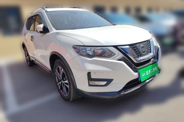 Used Nissan X-Trail 2019 2.5L CVT Smart Connect Luxury Edition 4WD Front Right 45 Deg