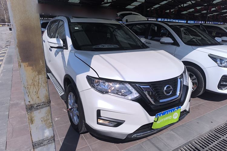 Used Nissan X-Trail 2019 2.0L CVT Smart Connect Comfort Edition 2WD Front Right 45 Deg
