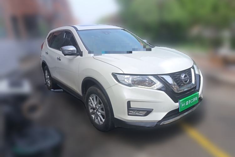 Used Nissan X-Trail 2019 2.0L CVT Comfort Edition 2WD Front Right 45 Deg
