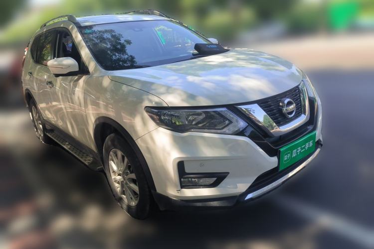 Used Nissan X-Trail 2019 2.0L CVT Comfort Edition 2WD Front Right 45 Deg