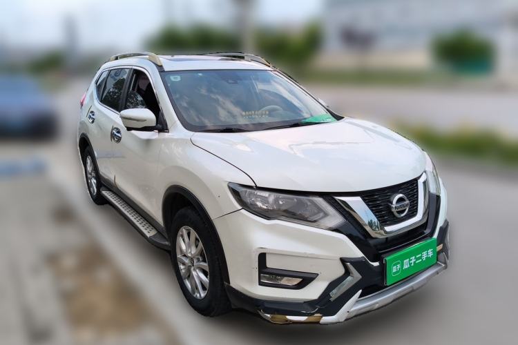 Used Nissan X-Trail 2019 2.0L CVT Comfort Edition 2WD Front Right 45 Deg