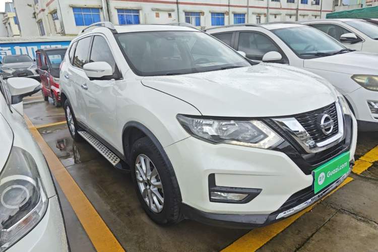 Used Nissan X-Trail 2019 2.0L CVT Smart Connect Comfort Edition 2WD Front Right 45 Deg