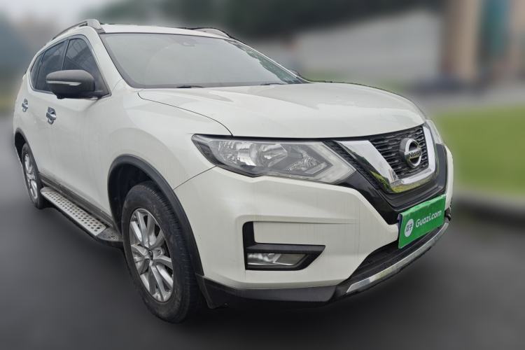 Used Nissan X-Trail 2019 2.0L CVT Comfort Edition 2WD Front Right 45 Deg