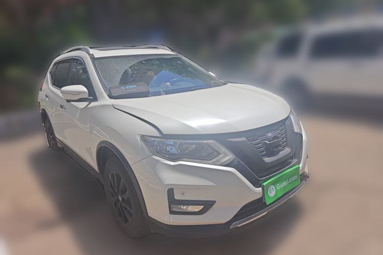 Used Nissan X-Trail 2019 2.0L CVT Comfort Edition 2WD Front Right 45 Deg