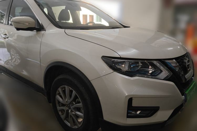 Used Nissan X-Trail 2019 2.0L CVT Smart Connect Comfort Edition 2WD Front Right 45 Deg