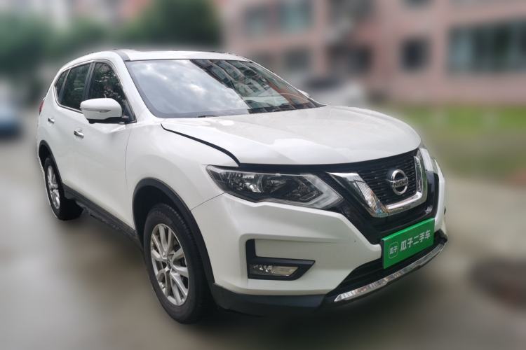 Used Nissan X-Trail 2019 2.0L CVT Comfort Edition 2WD Front Right 45 Deg