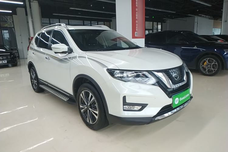 Used Nissan X-Trail 2019 2.5L CVT Smart Connect Luxury Edition 4WD Front Right 45 Deg