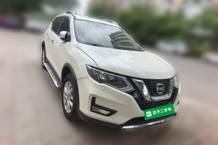 Used Nissan X-Trail 2019 2.0L CVT Comfort Edition 2WD Front Right 45 Deg