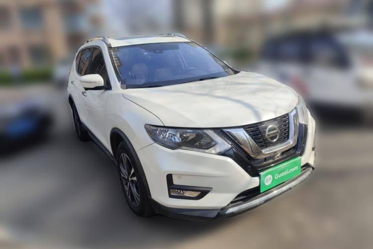 Used Nissan X-Trail 2019 2.5L CVT Smart Connect Luxury Edition 4WD Front Right 45 Deg