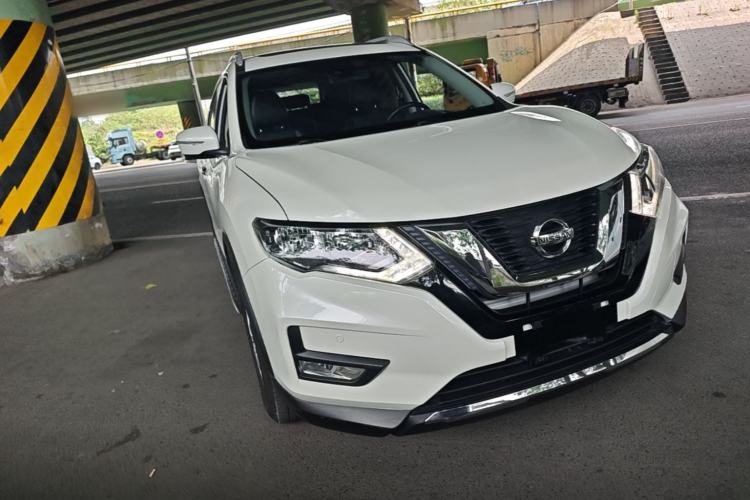 Used Nissan X-Trail 2019 2.0L CVT SmartConnect 7-Seater Comfort Edition 2WD Front Right 45 Deg