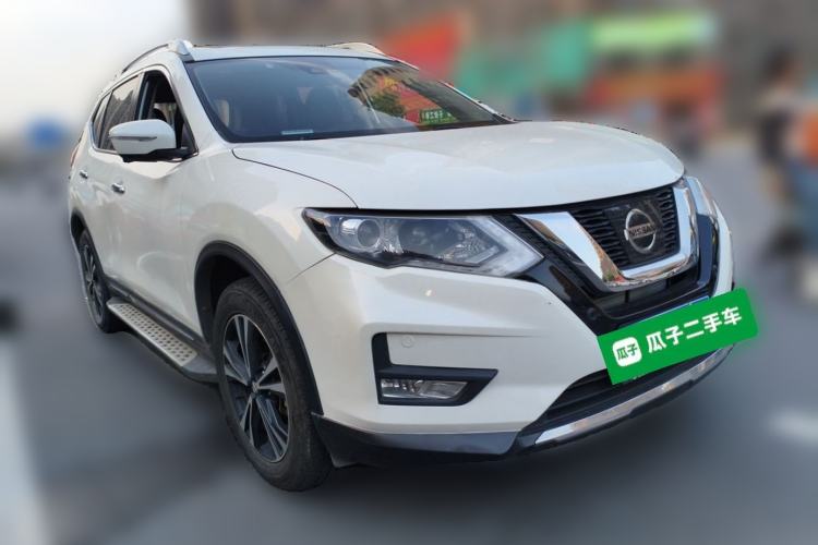Used Nissan X-Trail 2019 2.5L CVT Smart Connect Luxury Edition 4WD Front Right 45 Deg