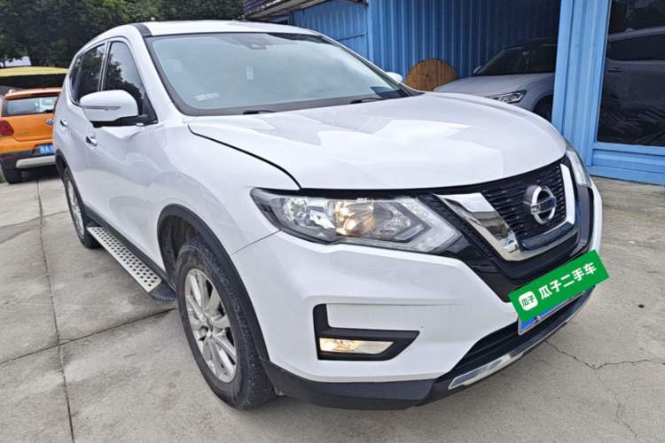 Used Nissan X-Trail 2019 2.0L CVT Smart Connect Comfort Edition 2WD Front Right 45 Deg