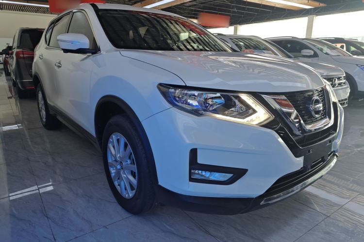 Used Nissan X-Trail 2019 2.0L CVT Smart Connect Comfort Edition 2WD Front Right 45 Deg