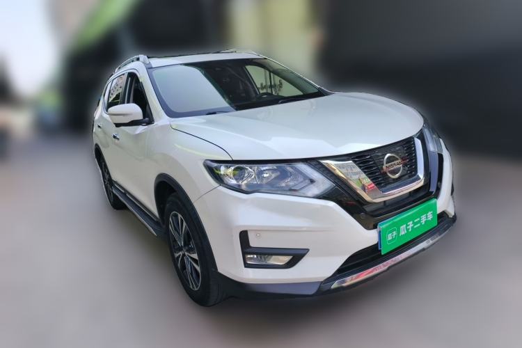 Used Nissan X-Trail 2019 2.5L CVT Smart Connect Luxury Edition 4WD Front Right 45 Deg